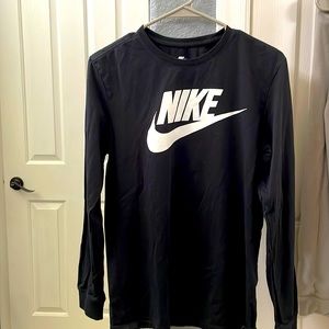Long sleeve Nike shirt